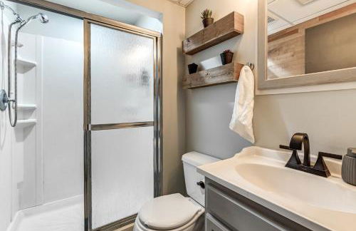 Boat Dock, Hot Tub and Deck Lakefront Nekoosa Home! - Foto 24