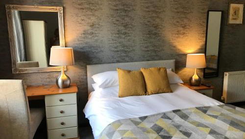 Rooms @ Number Six - Photo 2