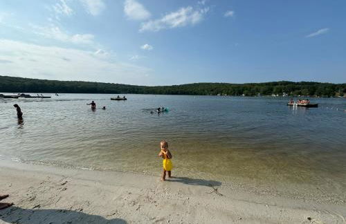 The Flying Dutchman Cottage in amenities filled Masthope community Ski Big Bear - Foto 33