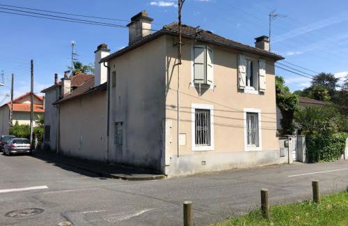 Petite maison avec terrasse - Foto 10