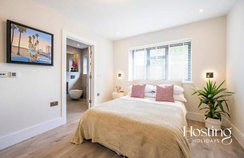 Honeybee Barn - Stunning 4-Bed Rural Paradise - Photo 35