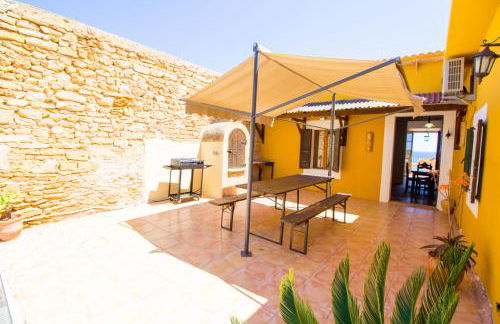 Authentic fisherman's house on the seafront - Photo 27