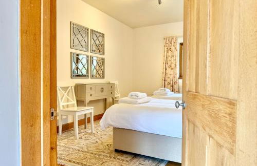 Hill House, Spectacular Rural Home With Hot Tub - Photo 60