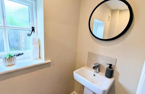 2 Bed 2 Ensuite Modern House With Parking - Foto 25