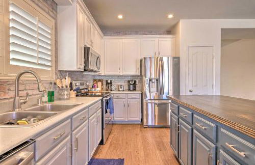 2 Mi to South Mtn Park! Snowbird Retreat with Patio - Foto 11