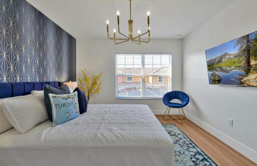 Trendy Retreat - Great Location - Fully Loaded - Foto 54