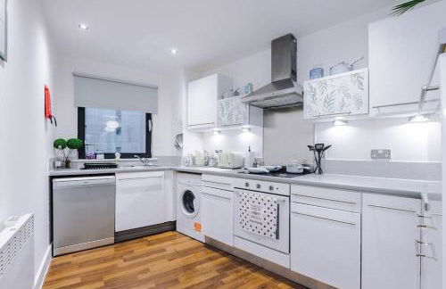 Spacious Deansgate Apartment, Free Park, Sleeps 8 - Foto 37