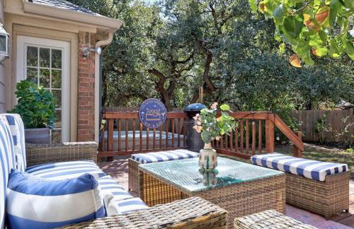 Artist Retreat at Cypress Creek - Hotub - Sleeps 9 - Photo 25