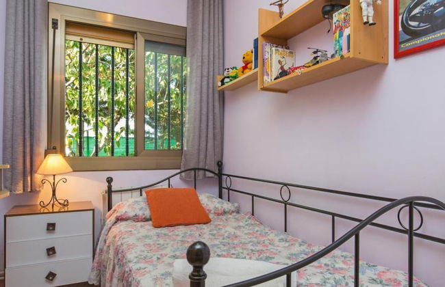 Conchi in Lloret de Mar - Photo 11