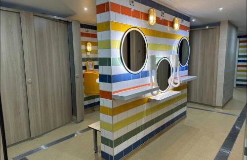 Exquisite Lake lodge in Hoburne Holiday Resort - Valentino Rose Lodge - Foto 61