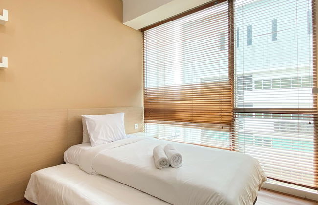 Modern Look And Comfort 2Br Kemang Village Apartment - Photo 5