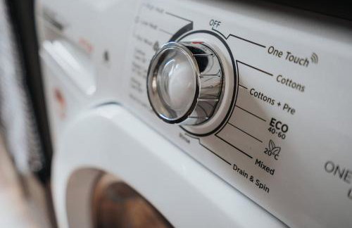 Comfy 3BR Home - Pool Table - Games - Sleeps 8 - Foto 32