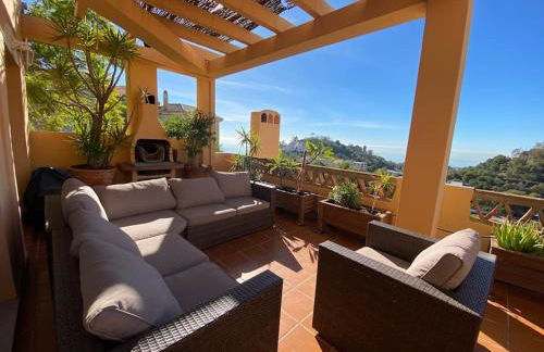 Espectacular ático dúplex con 2 terrazas & piscina - Photo 1