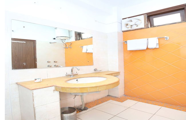 OYO 10985 Home Spacious 1BHK Barog - Foto 23