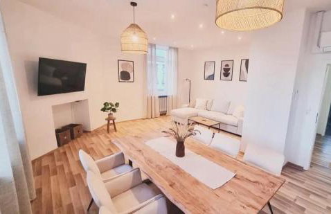 Insight Living GmbH - Foto 1