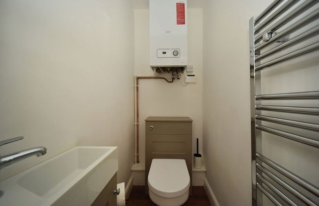 Pinfold Suite - Chester Road Apartments by - Photo 13