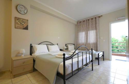 Anestis Studios - Photo 9