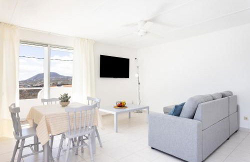 Oasis Tenerife Rentals con Piscina climatizada, Cocina exterior y Barbacoa - Foto 5