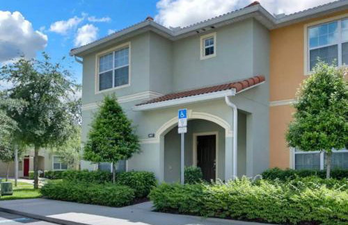 Amazing 5BD and 4BH 6 miles from Disney - Foto 2