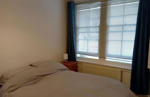 Lovely 1-bedroom flat within minutes from the beach! - Foto 6