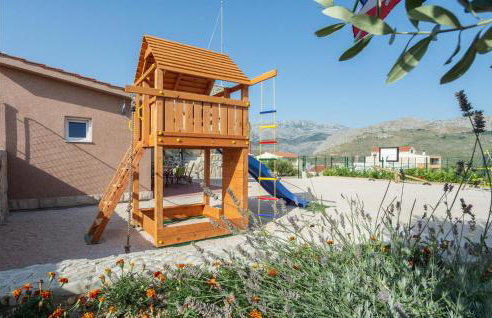 Cozy Apartment In Split With Kitchen - Foto 18