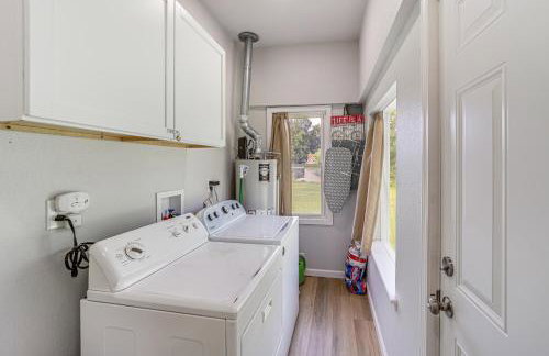 Large Yard and Grill Family Home in McAlester! - Foto 18