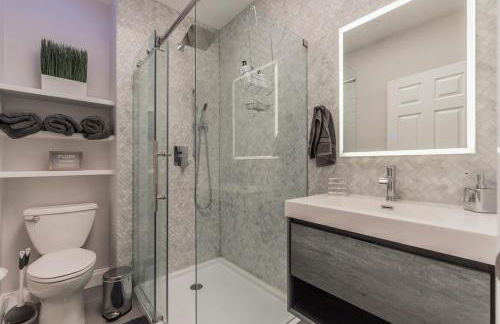 University City Executive Modern 3BR 2BA Within 5 min to Drexel, University of Pennsylvania, & Children's Hospital of Pennsylvania - Photo 14