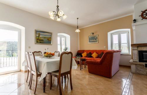 Villa Jozini dvori - Photo 13
