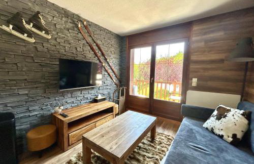 Appartement rénové au pied des pistes avec piscine, sauna, linge inclus et animaux acceptés - Foto 39