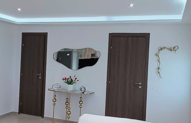 SkyFrame Apartments - Photo 34