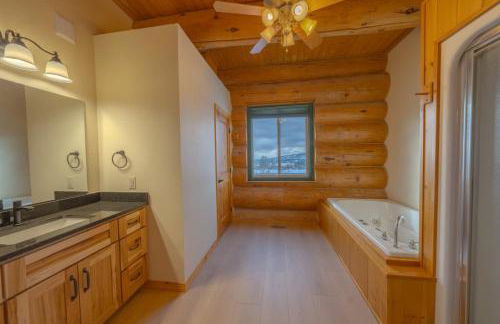 FoxHill Family Lodge Retreat with views from all sides and Hike over a hundred forty acres - Foto 20