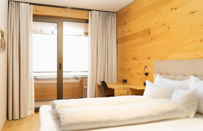 Apartment in Schrocken Near Ski Arlberg - Photo 2