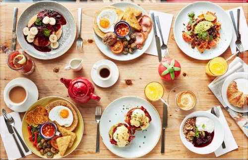 Cozy Vibes Refined 2BR Flat - Photo 35