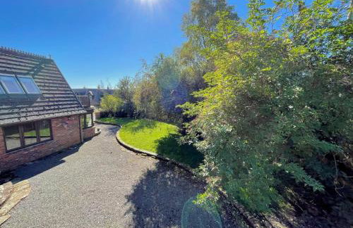 Beautiful 5BR House near Gretna Green with Garden - Pass the Keys - Photo 50