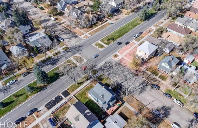 City Center Cottage Netflix, Mtns & Adventure! - Photo 34