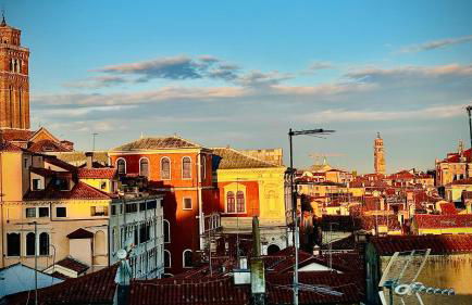 ITALIANSTAYRENTALS Suite Falier- Luminosa Venezia - Foto 17