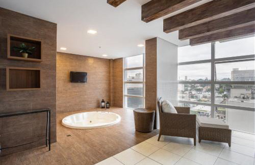 Apto 1802 com Piscina e Academia 2 Quartos Ar Condicionado no Centro Cívico com Garagem - Foto 24