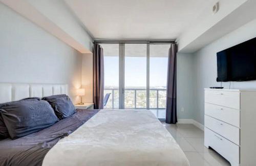 Stunning Penthouse Suite Waterfront 2BD 2BA - Foto 17