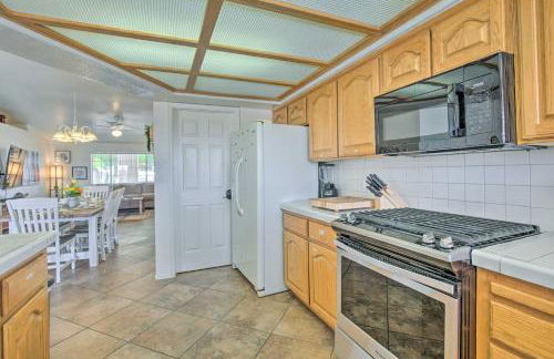 Sunny Yuma Retreat with Private Pool and Grill! - Foto 9