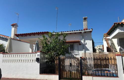 Casa mediterránea junto al mar. - Foto 1