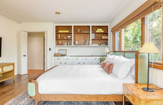 Dume Point by Avantstay Tennis + Pool in Malibu - Photo 28