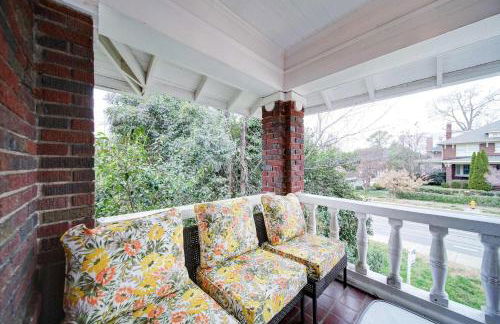 Elegant 1BR in Elizabeth with Covered Porch - Foto 8