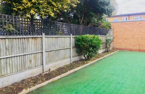 City Gem - 2 Bed House, 6 mins from Liverpool Street, Shops & Restaurants - Foto 29