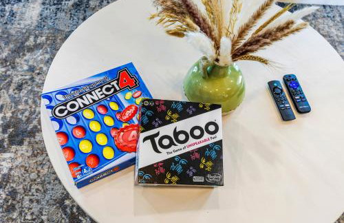 Caza Azul Luxury 4BR Getaway, Gated Community, Canal Views & Lift - Foto 12