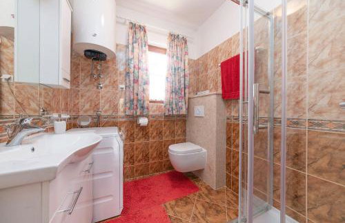 Mediterrane Villa mit privatem Salzwasserpool, Babybett, Whirlpool, Tischtennis, Spielplatz - Foto 27