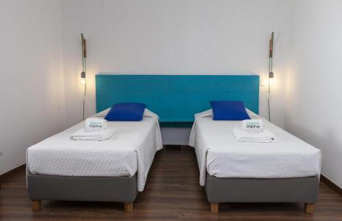 D13 - Eiras Velhas Holiday House in Almádena - Foto 45