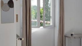 Studios ou Chambre SDB avec extérieur centre-ville Ribérac - Foto 2