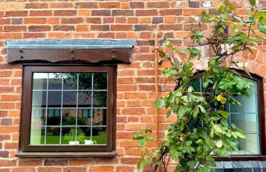 Charming 2 bed cottage - Foto 12