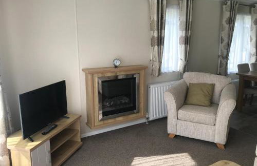 Poppy at Oakdene Forest Park - Foto 52