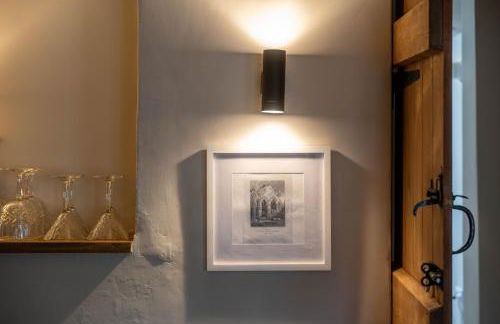 Knyvetts sleeps 6, 3 double beds, pretty garden - Foto 45